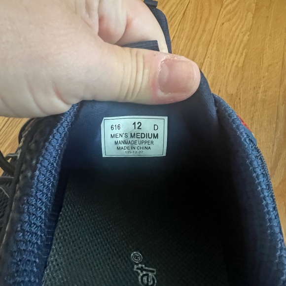 - orthofeet shoes - Picture 3 of 5